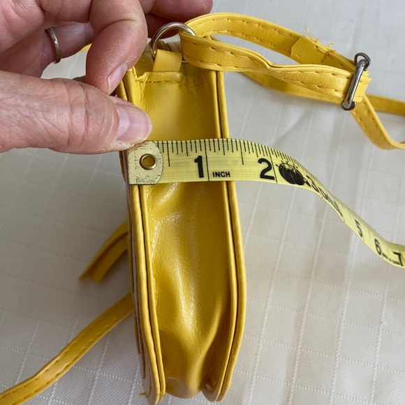 LAST PRICE DROP! Lemon Purse - Picture 7 of 11